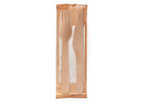 KIT CUBIERTOS BIS TENEDOR Y CUCHILLO DE MADERA CON SERVILLETA